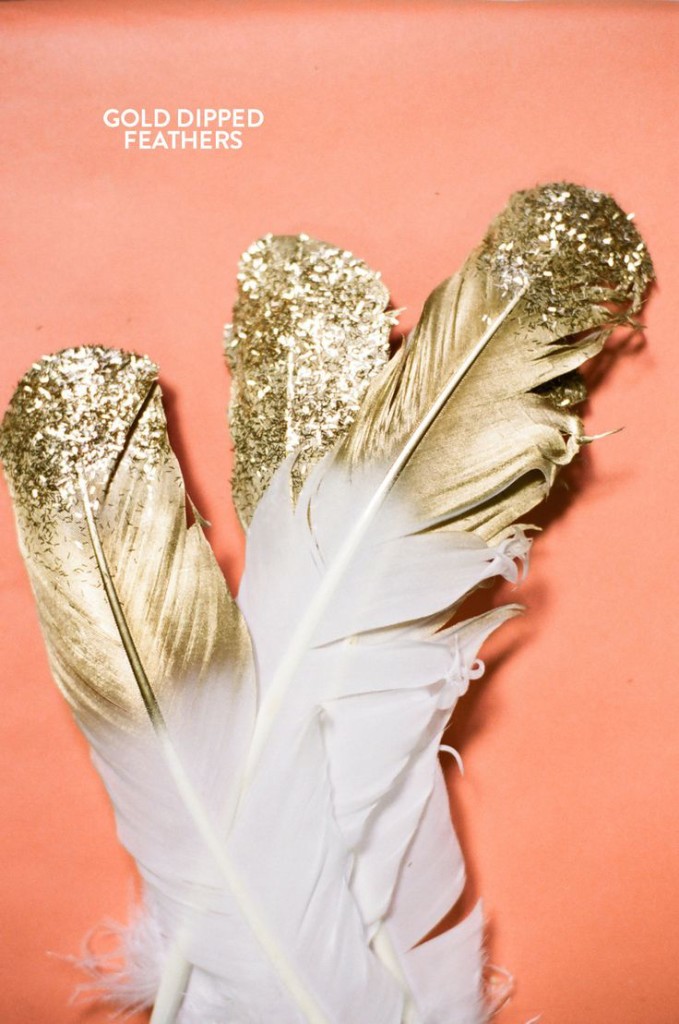 Gold Dipped Feathers Easy DIY